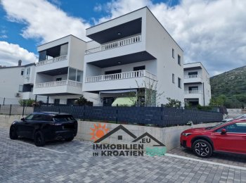 Möblierte Wohnung in einem Neubau in Trogir